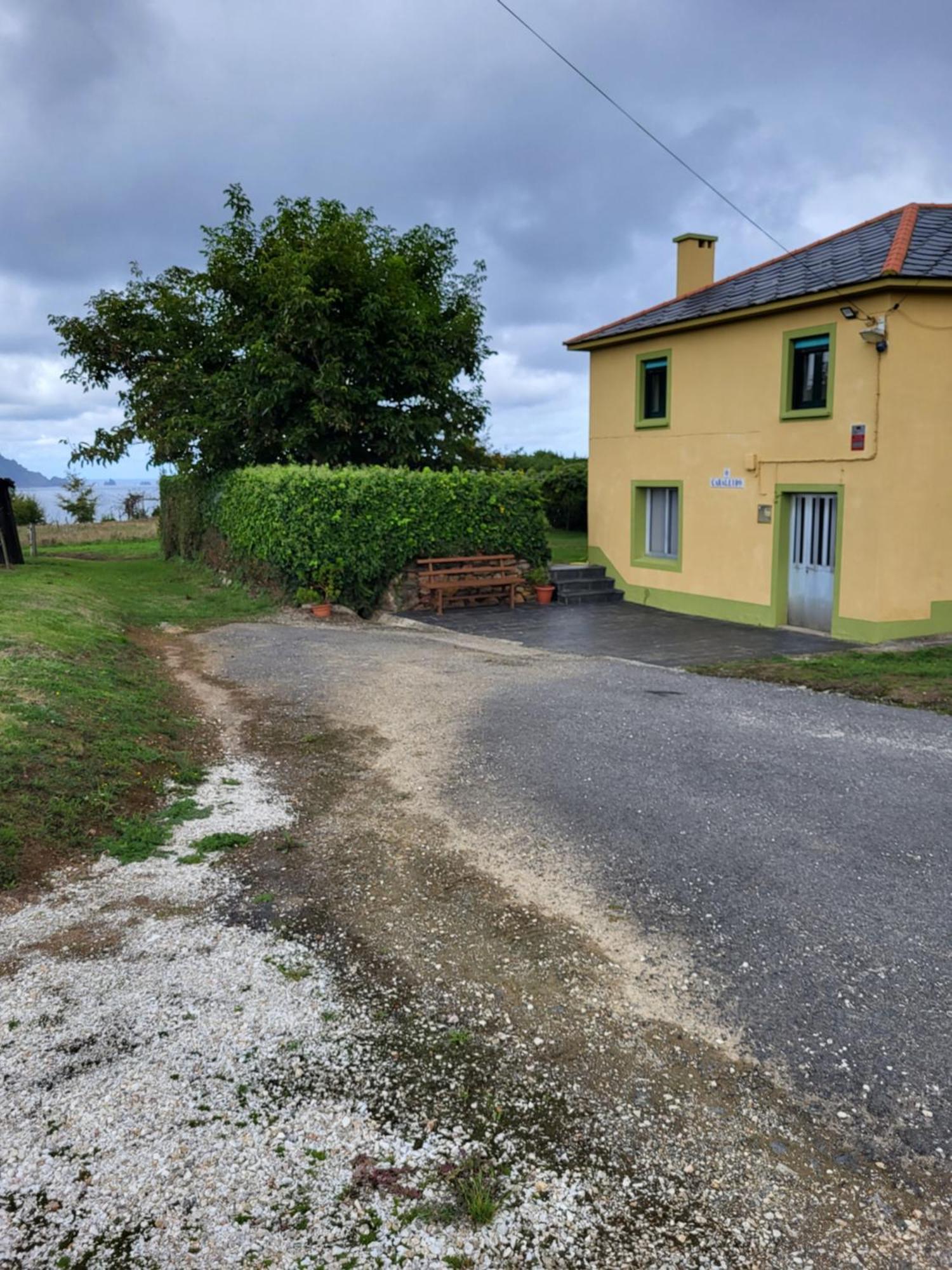 O Cabaleiro Villa Santa Marta de Ortigueira Kültér fotó